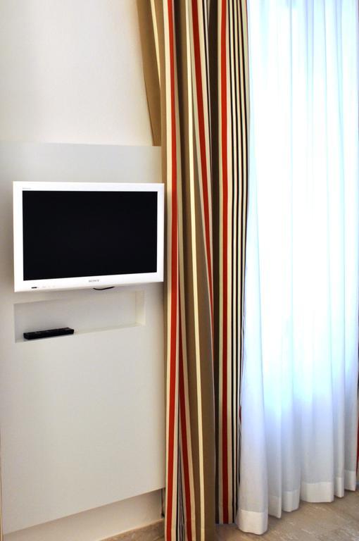 Bb Hotels Aparthotel Bocconi Milan Exterior photo