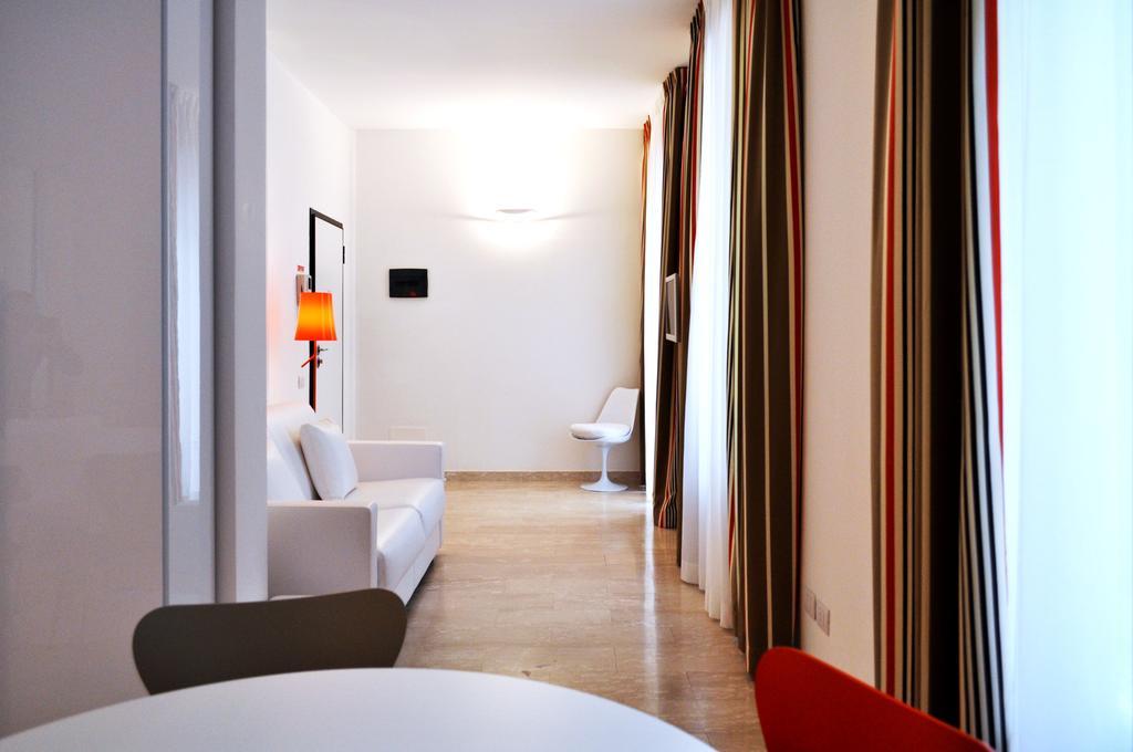 Bb Hotels Aparthotel Bocconi Milan Exterior photo